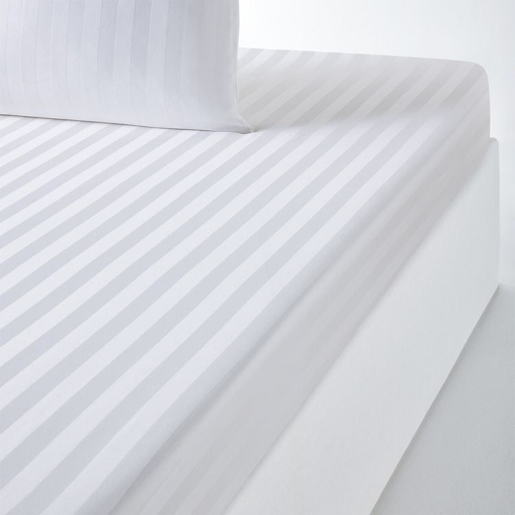 Fitted sheet stripped