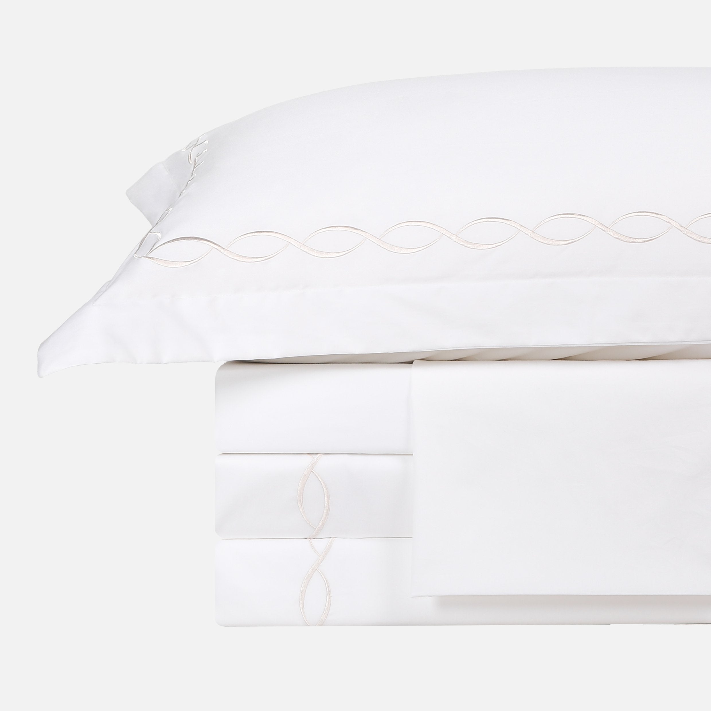 Embroiled duvet cover sets with double wave frames
