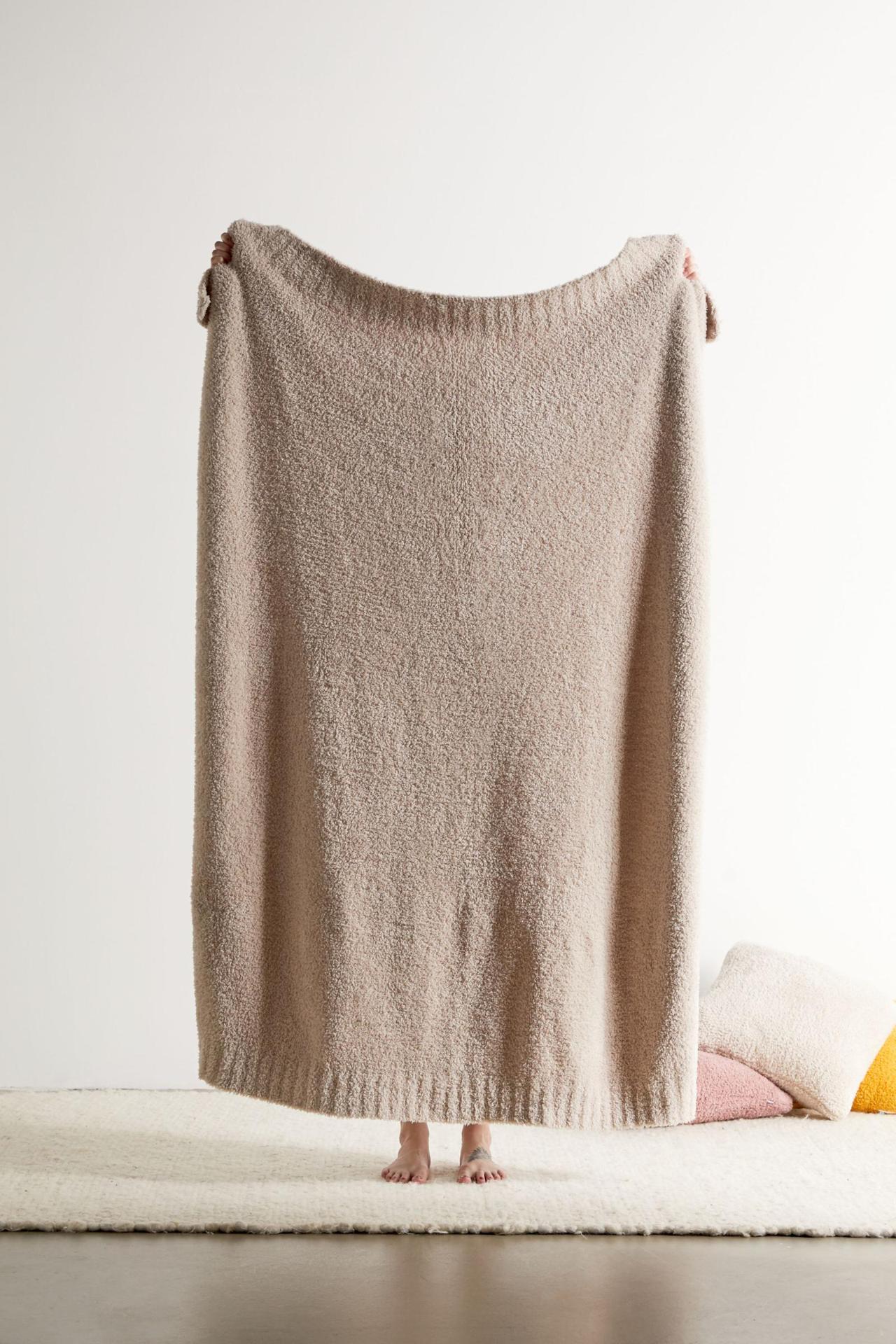 Cozy chic blanket