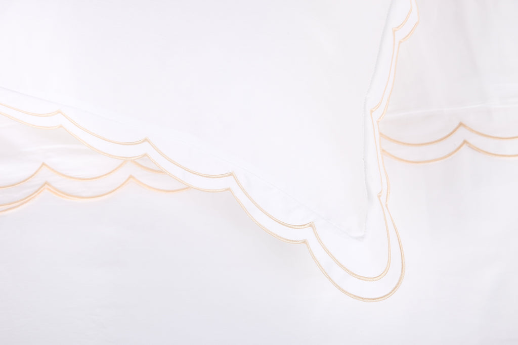 Embroiled duvet cover sets with double frames of beige-gold waves
