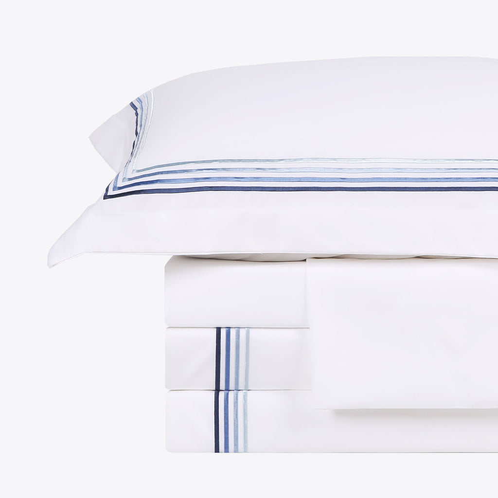 Embroiled duvet cover set with camouflage blue frames