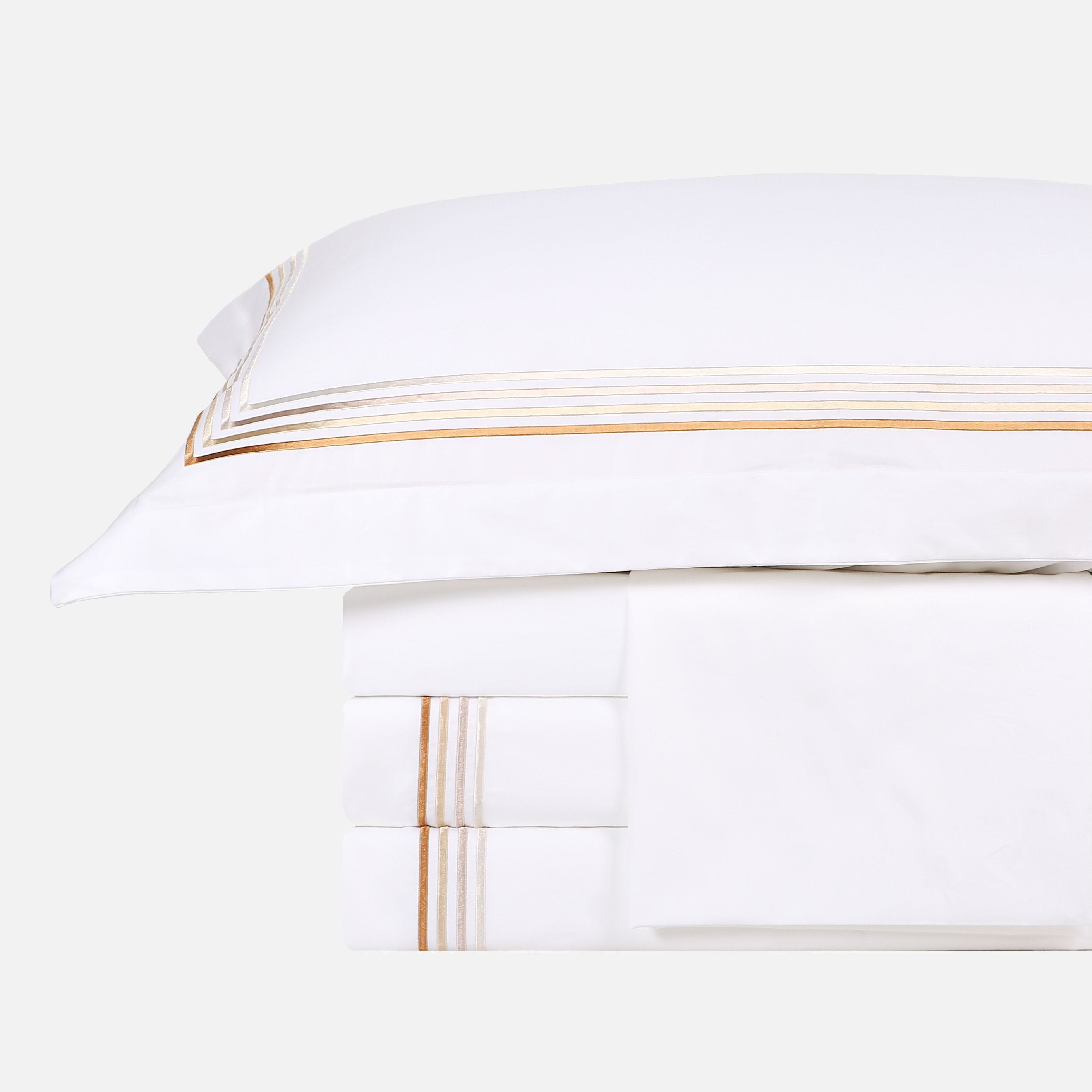 Embroiled cover set (beige-gold framed)