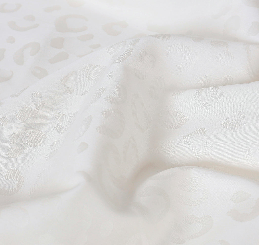 Leopard pattern Jaquard bedding set