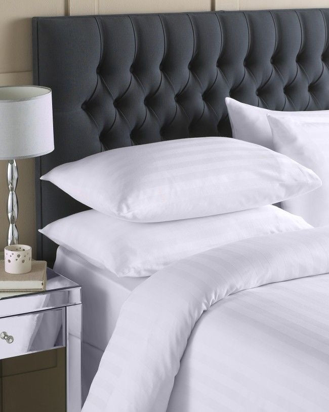 100% Cotton White Striped Pillowcases – 50x75cm Classic Hotel Stripe, Envelope Closure