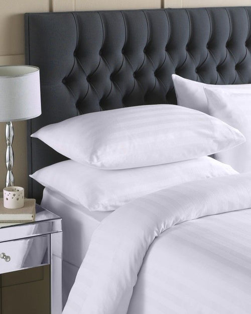 100% Cotton White Striped Pillowcases – 50x75cm Classic Hotel Stripe, Envelope Closure